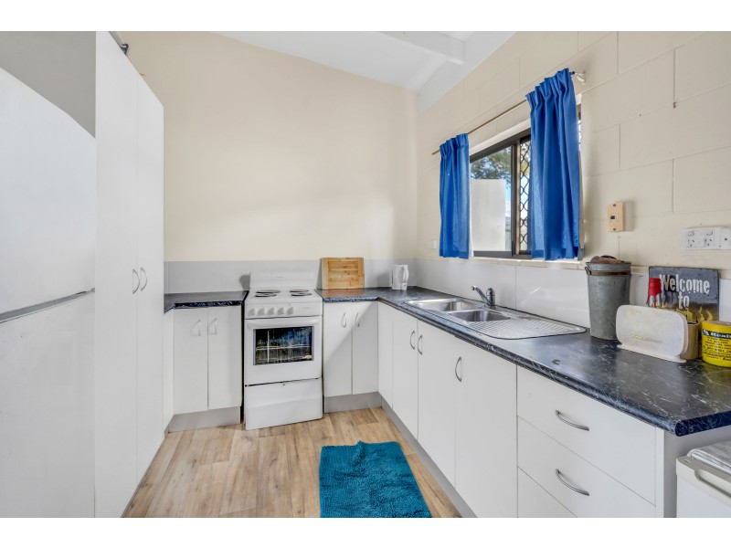 60 Hollywood Boulevard, White Rock QLD 4868