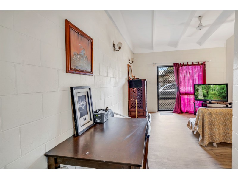 60 Hollywood Boulevard, White Rock QLD 4868