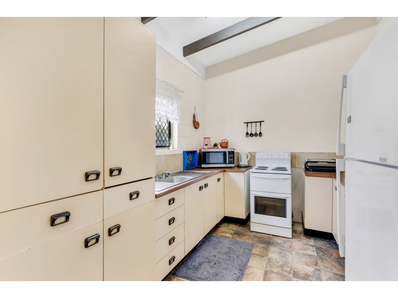 60 Hollywood Boulevard, White Rock QLD 4868