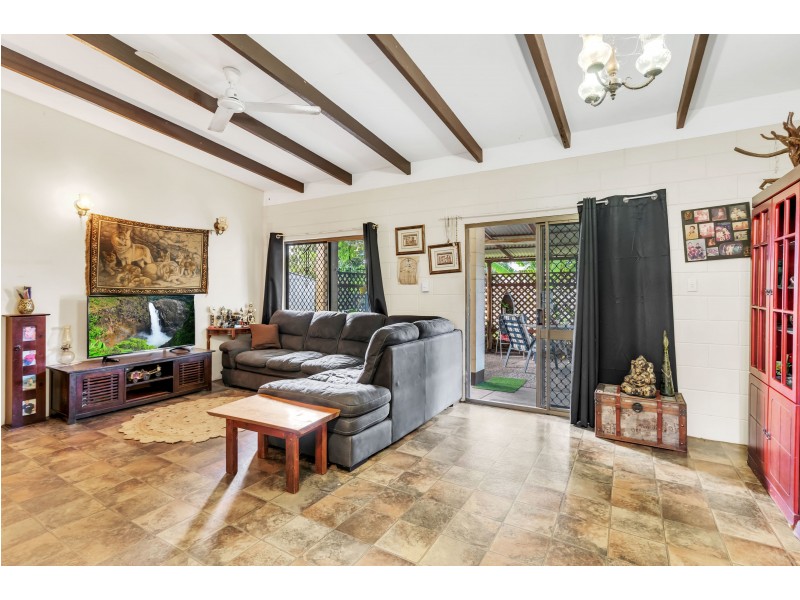 60 Hollywood Boulevard, White Rock QLD 4868