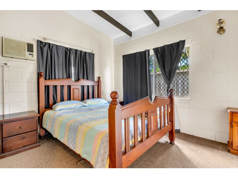 60 Hollywood Boulevard, White Rock QLD 4868
