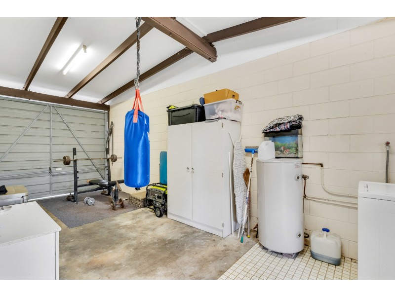 60 Hollywood Boulevard, White Rock QLD 4868
