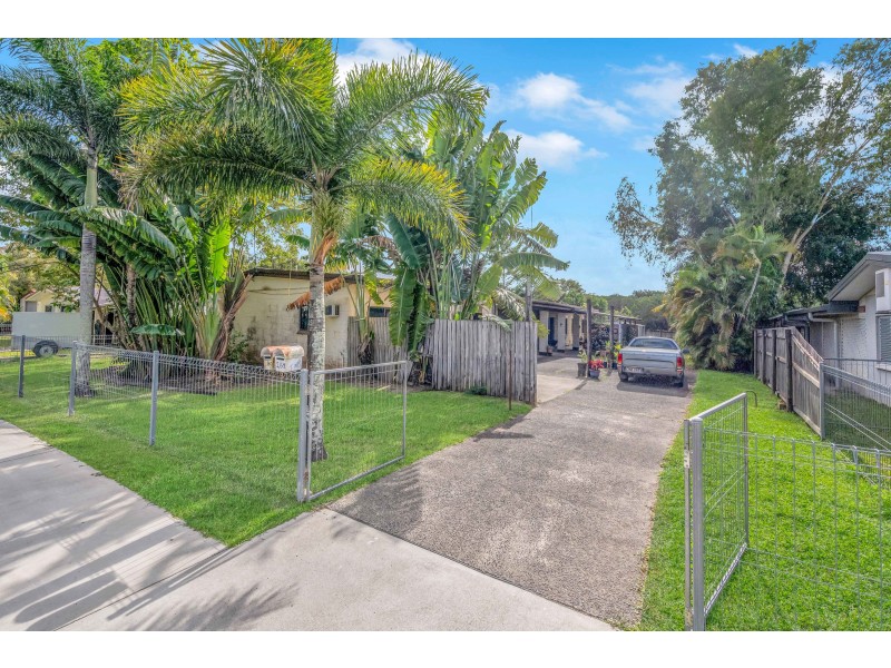 60 Hollywood Boulevard, White Rock QLD 4868