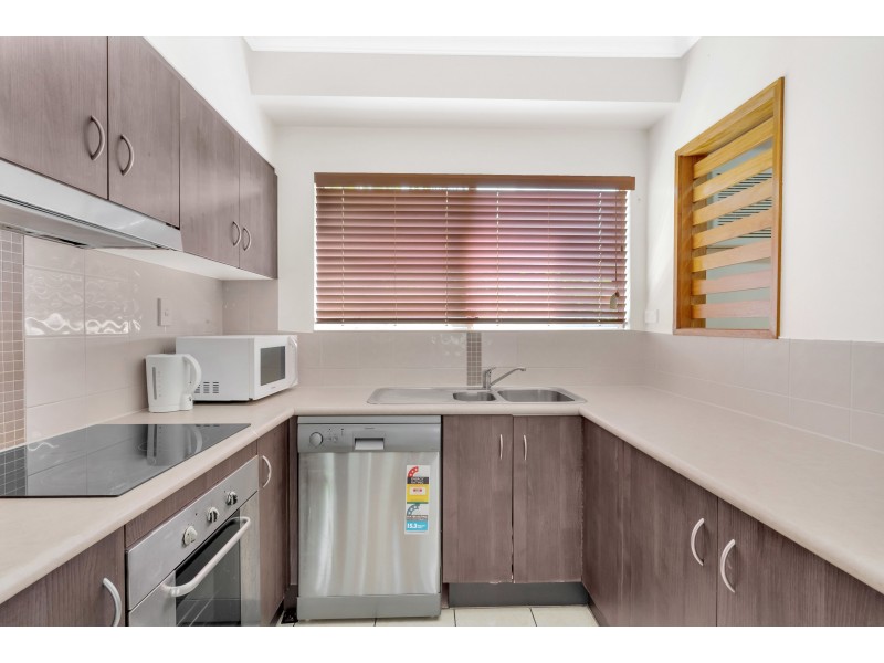 232/29-33 Springfield Crescent, Manoora QLD 4870