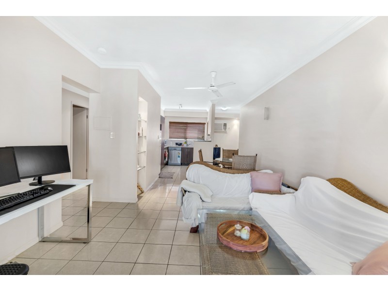 232/29-33 Springfield Crescent, Manoora QLD 4870