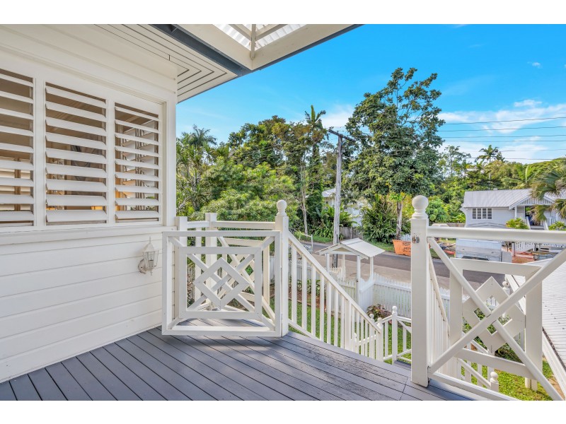 17 Friend Street, Edge Hill QLD 4870
