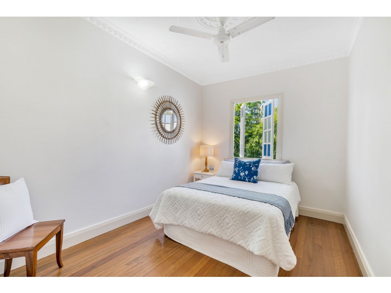 17 Friend Street, Edge Hill QLD 4870