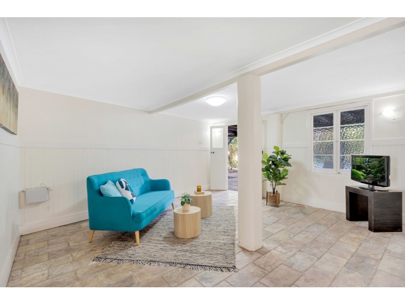 17 Friend Street, Edge Hill QLD 4870
