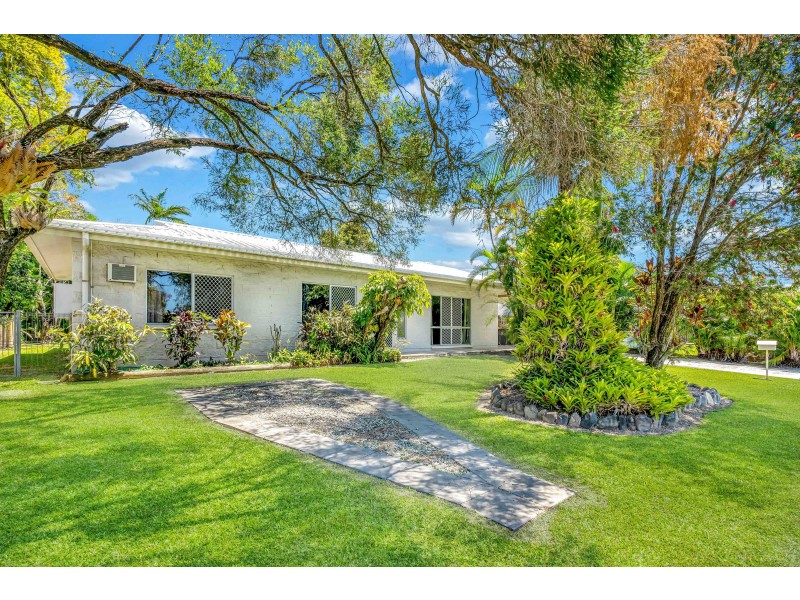 23 Sirius Street, Bentley Park QLD 4869