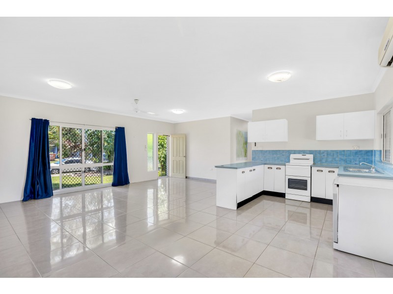 23 Sirius Street, Bentley Park QLD 4869