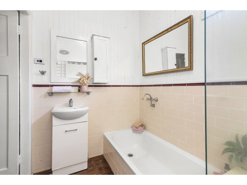 360 Draper Street, Parramatta Park QLD 4870