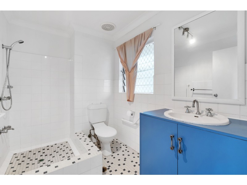 10/200 Grafton Street, Cairns North QLD 4870