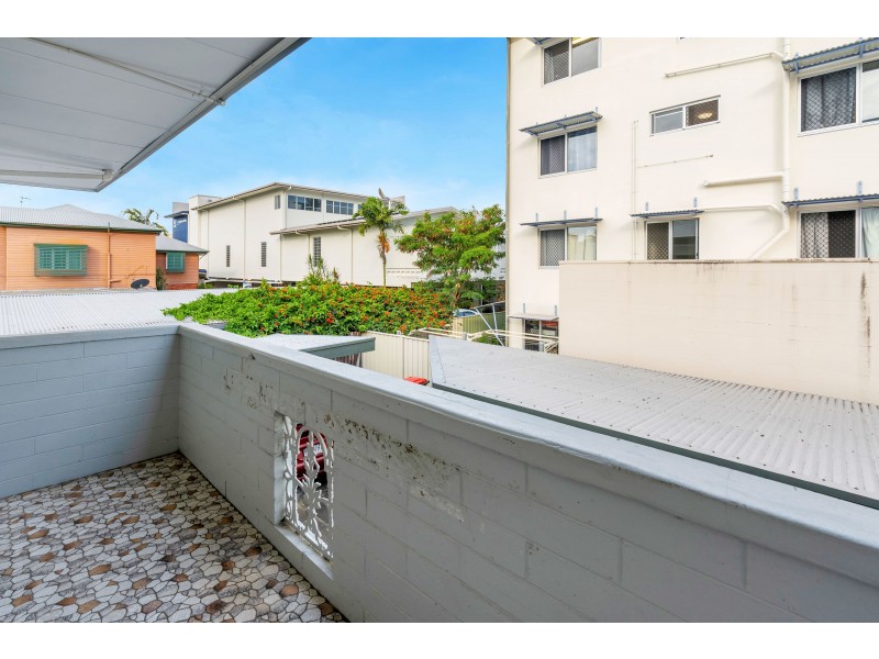 10/200 Grafton Street, Cairns North QLD 4870