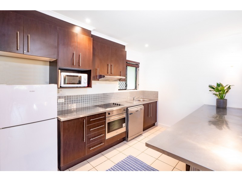 7/81-85 Cedar Road, Palm Cove QLD 4879