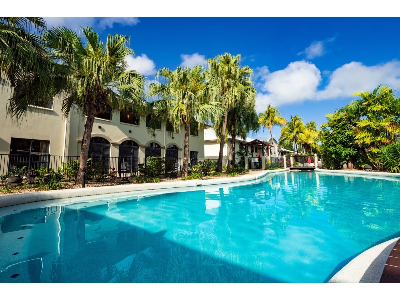 7/81-85 Cedar Road, Palm Cove QLD 4879