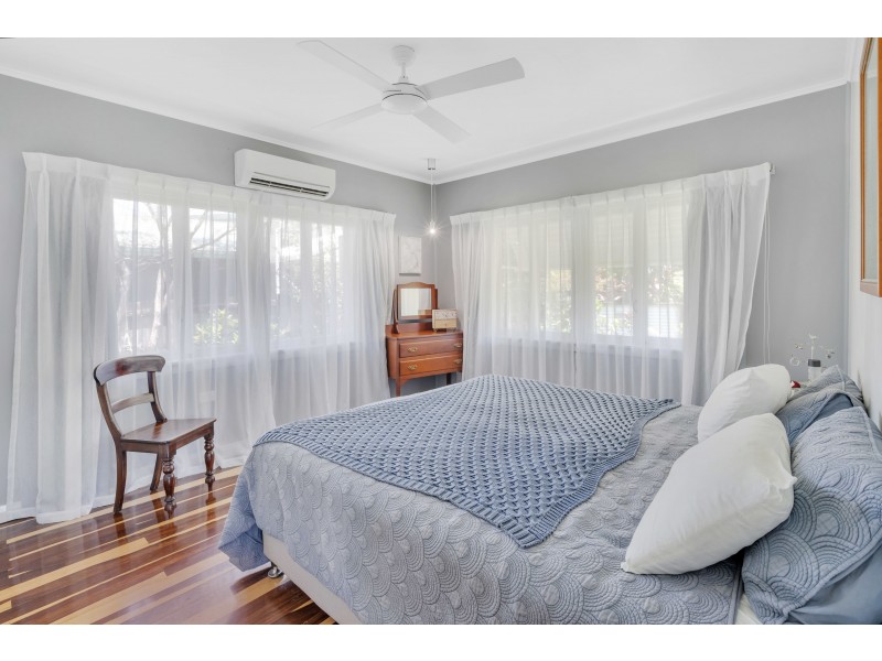 7 Crowley Close, Whitfield QLD 4870