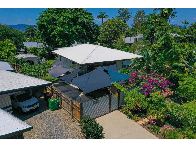 7 Crowley Close, Whitfield QLD 4870