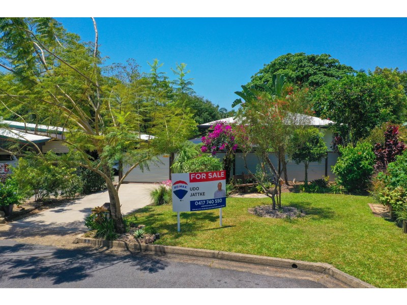 7 Crowley Close, Whitfield QLD 4870