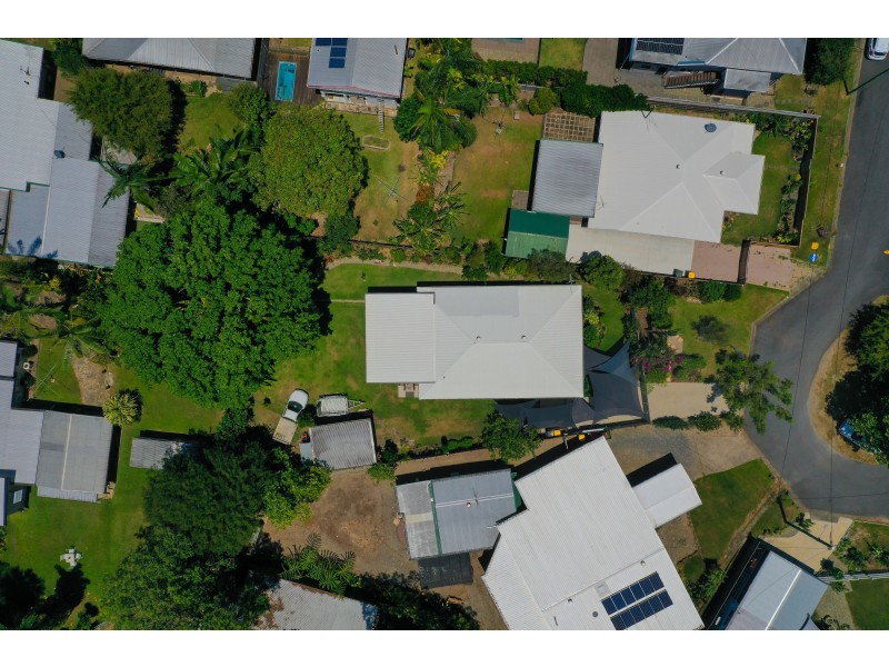 7 Crowley Close, Whitfield QLD 4870