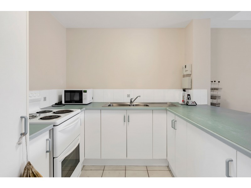 4/38 Springfield Crescent, Manoora QLD 4870