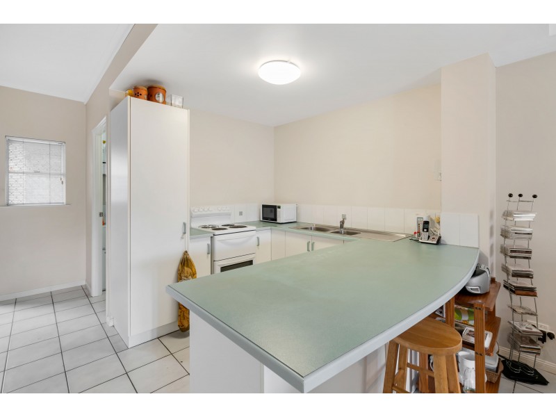 4/38 Springfield Crescent, Manoora QLD 4870