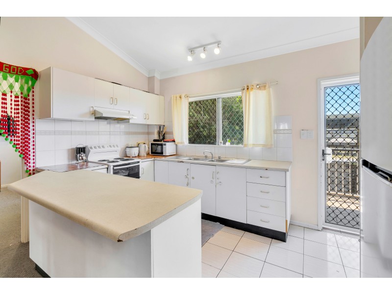 7/12 Mayers Street, Manunda QLD 4870