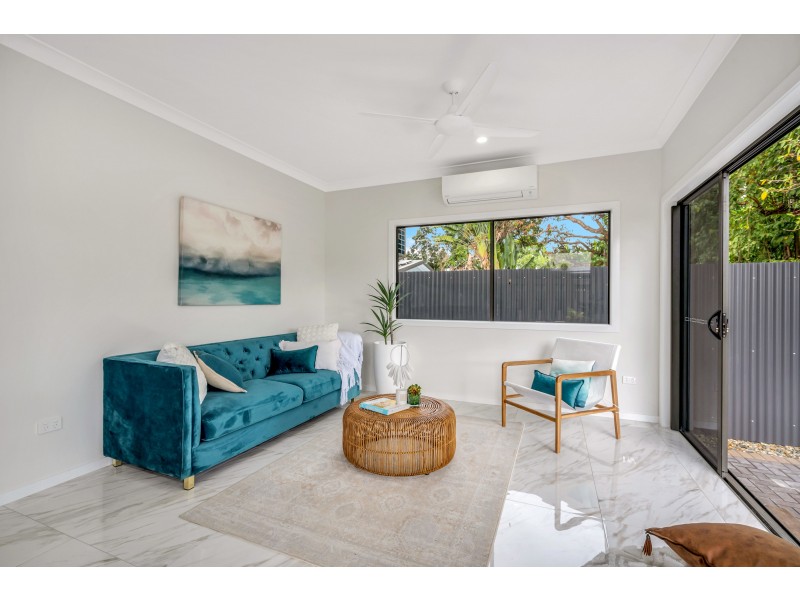 19 Smith Street, Cairns North QLD 4870