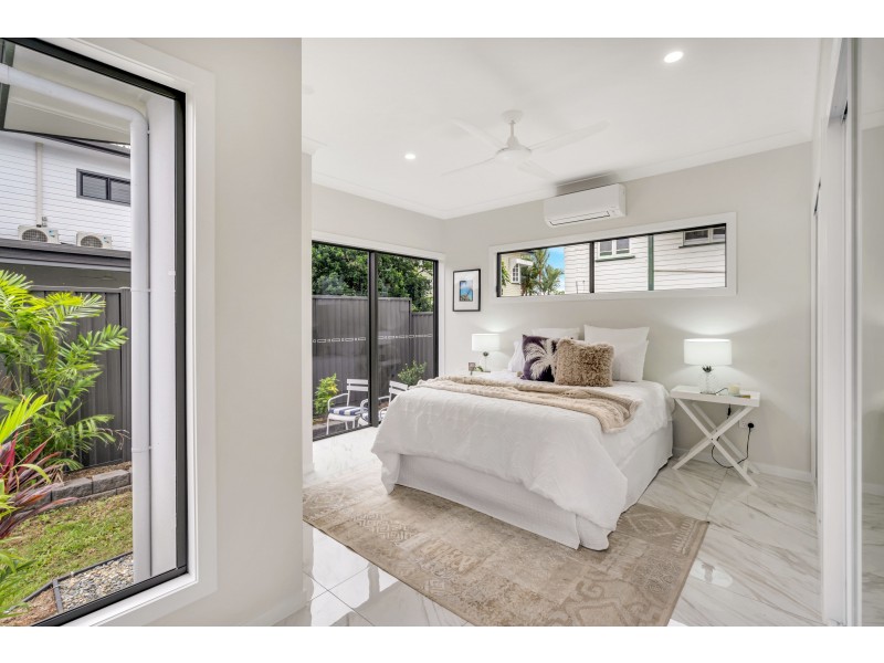 19 Smith Street, Cairns North QLD 4870