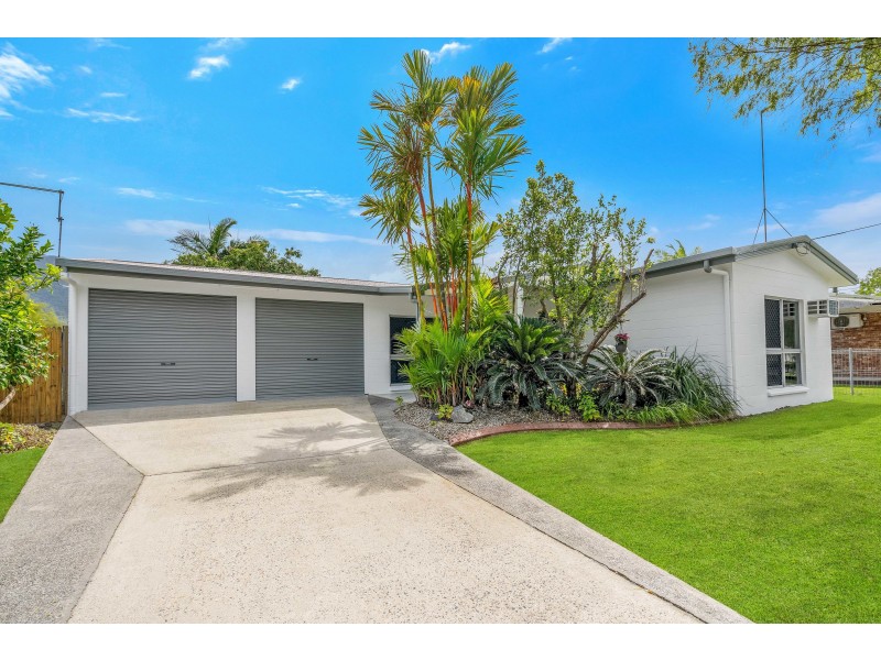 13 Turner Street, Whitfield QLD 4870