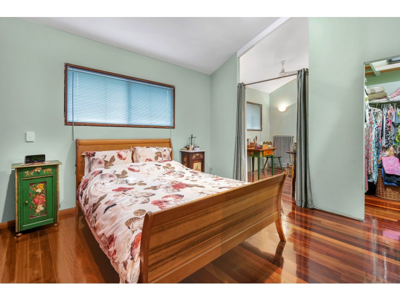 54-56 Windlass Street, Goldsborough QLD 4865