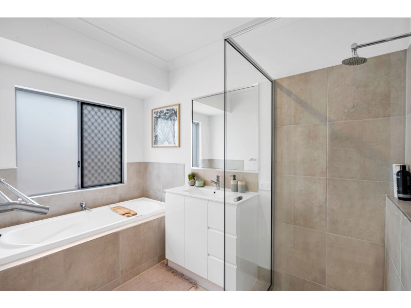 10 Lillydale Way, Trinity Beach QLD 4879