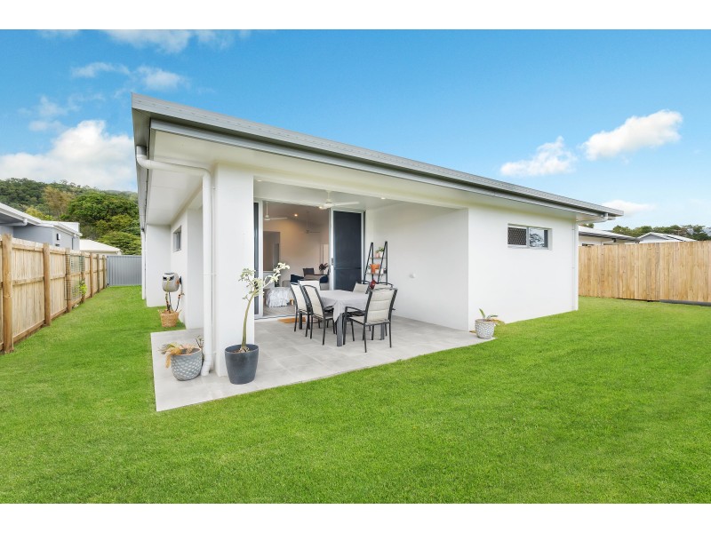 10 Lillydale Way, Trinity Beach QLD 4879