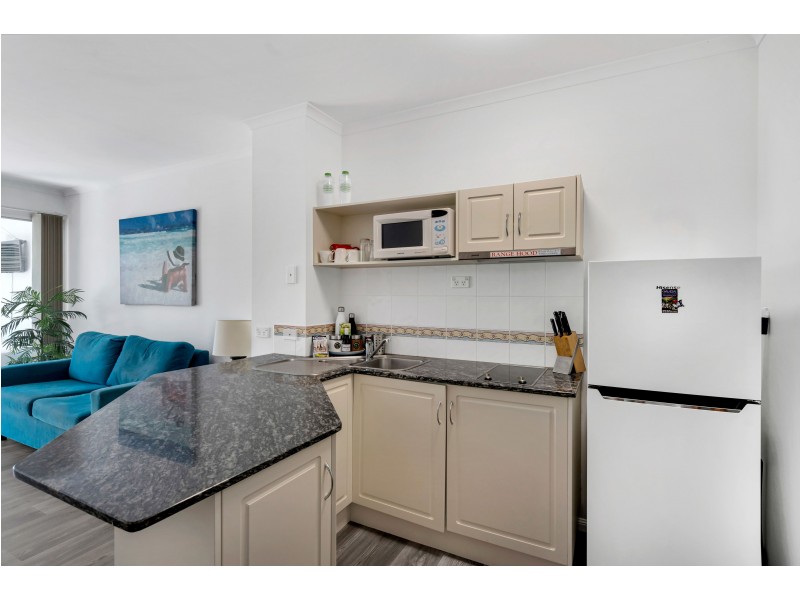 24/139 Williams Esplanade, Palm Cove QLD 4879