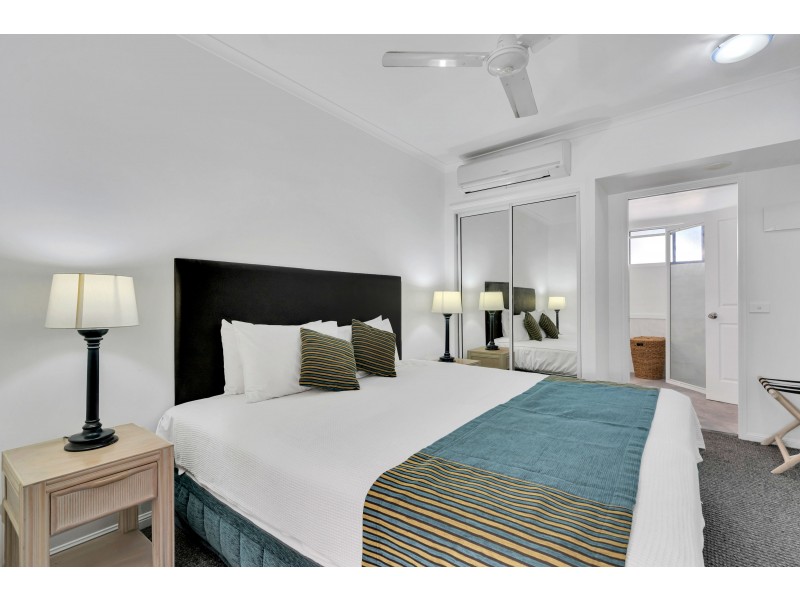 24/139 Williams Esplanade, Palm Cove QLD 4879