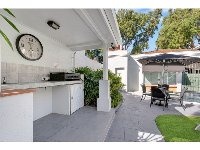 24/139 Williams Esplanade, Palm Cove QLD 4879