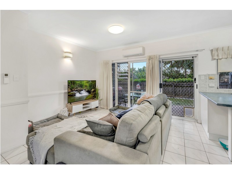 3/10 Brown Street, Woree QLD 4868