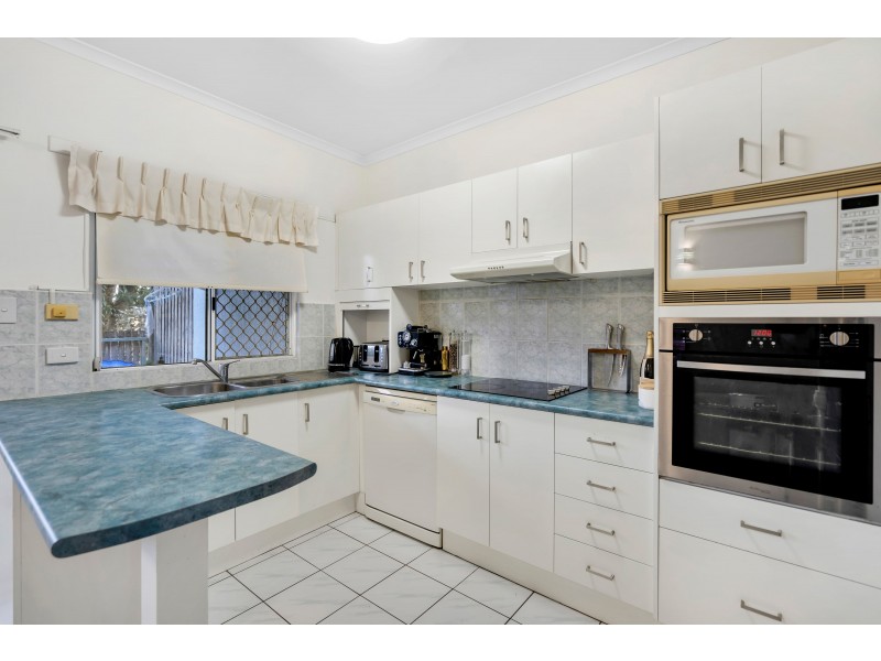 3/10 Brown Street, Woree QLD 4868