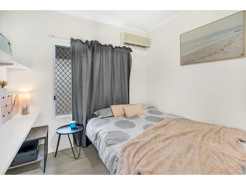 3/10 Brown Street, Woree QLD 4868