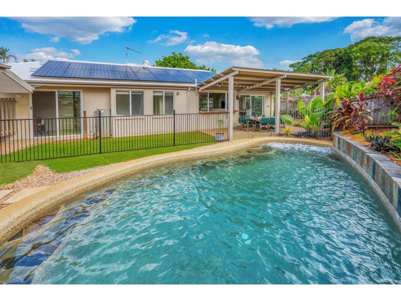 36 Cyperus Drive, Redlynch QLD 4870