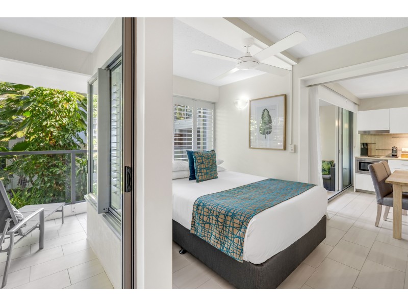 4202/2-22 Veivers Road, Palm Cove QLD 4879