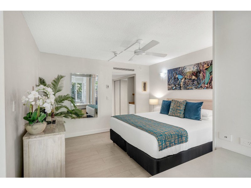 4202/2-22 Veivers Road, Palm Cove QLD 4879