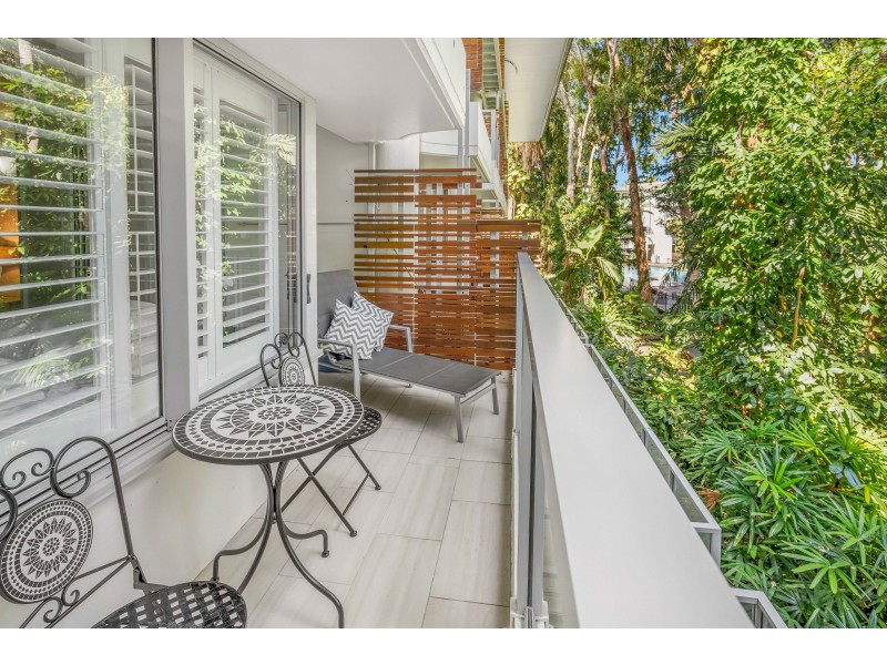 4202/2-22 Veivers Road, Palm Cove QLD 4879