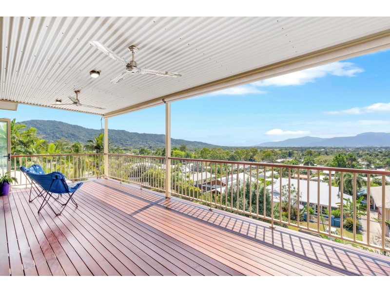 9 Trundle Terrace, Whitfield QLD 4870