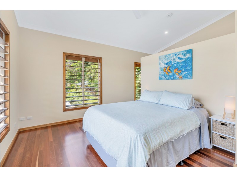 9 Trundle Terrace, Whitfield QLD 4870