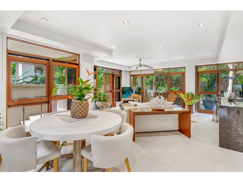 U111, L109/ 5 Triton Street, Palm Cove QLD 4879