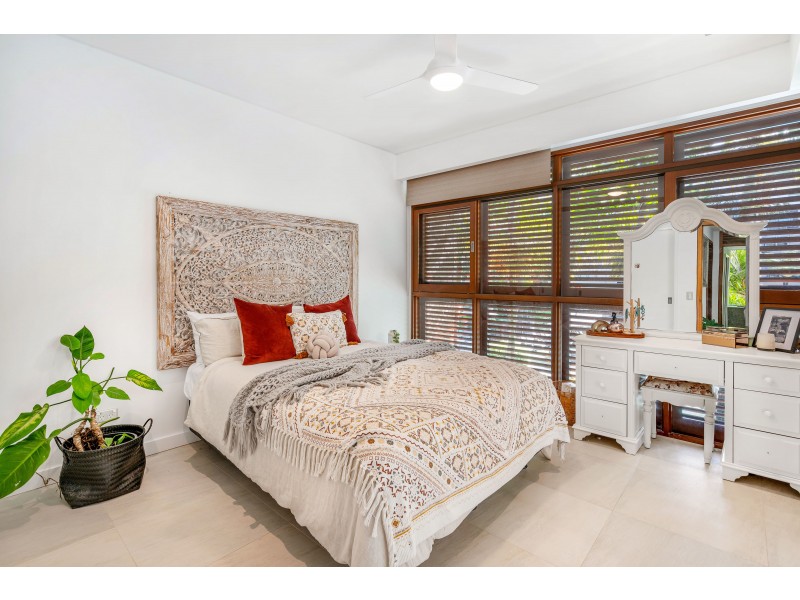 U111, L109/ 5 Triton Street, Palm Cove QLD 4879