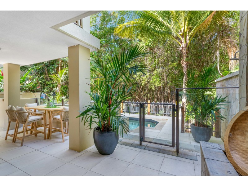 U111, L109/ 5 Triton Street, Palm Cove QLD 4879