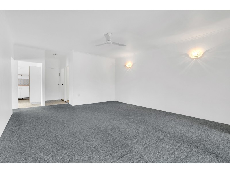 4/15 Girralong Street, Woree QLD 4868