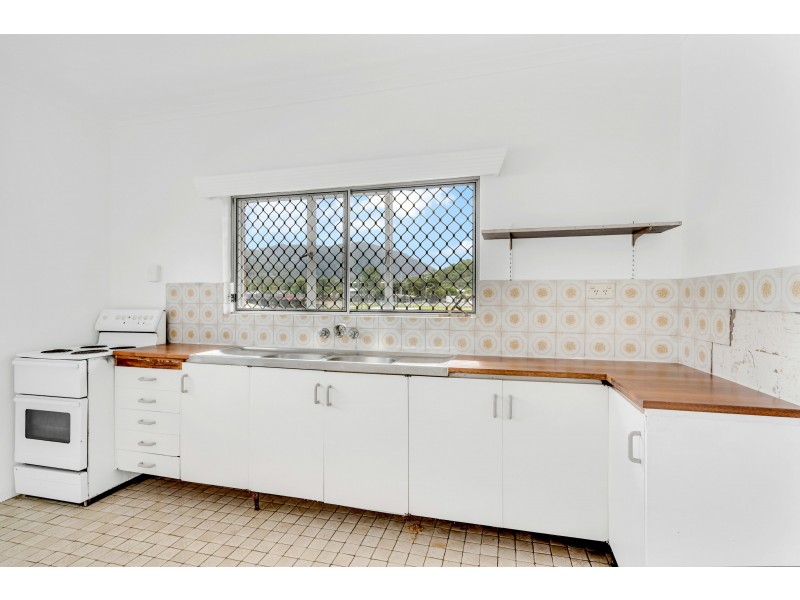 4/15 Girralong Street, Woree QLD 4868