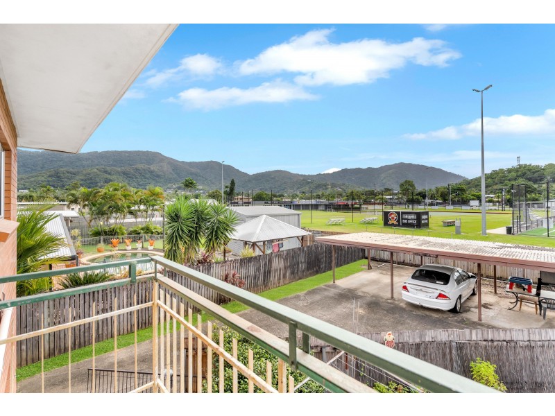4/15 Girralong Street, Woree QLD 4868